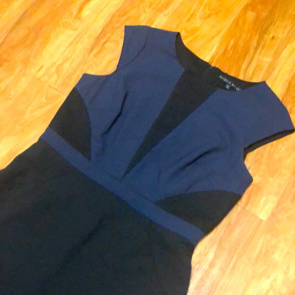 Antonio Melani Black and Blue Contrast V-Neck Sheath Dress Size 10